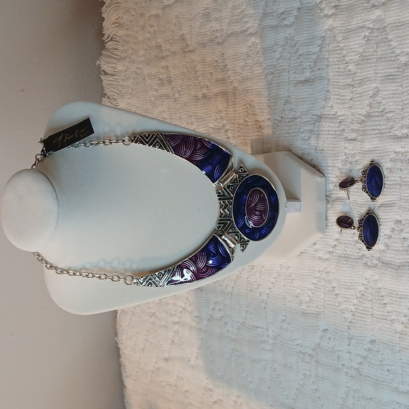 Silver and Purple Statement Necklace Set - Picture 1 of 4